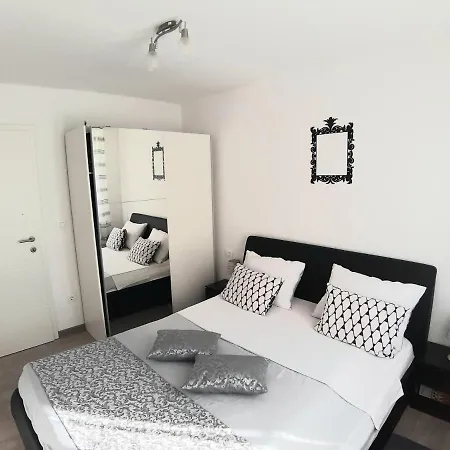 Apartament Enjoy Life 2+2, Center *